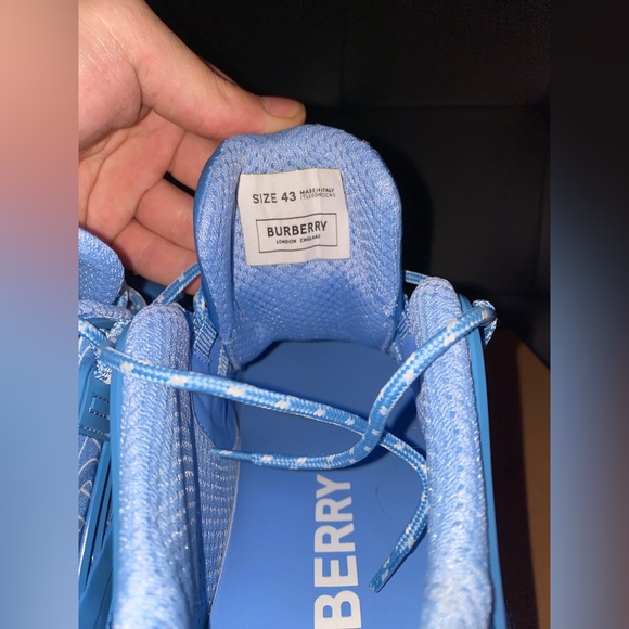 Burberry London Arthur monogram print shoes - Picture 3 of 8